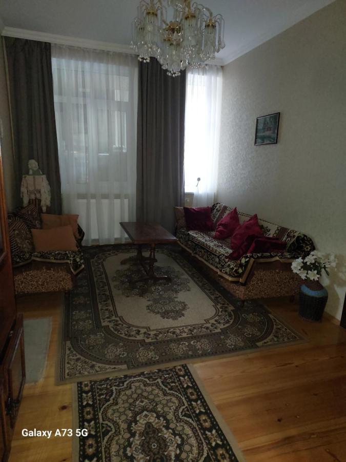 Guest House Lela Rezo Stepantsminda Exterior photo