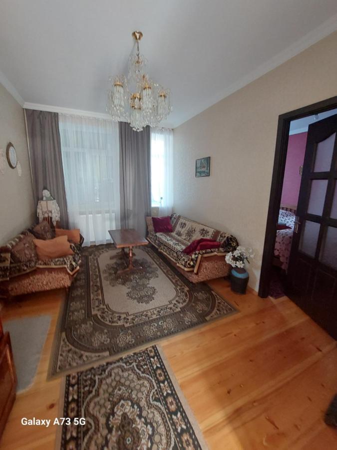 Guest House Lela Rezo Stepantsminda Exterior photo