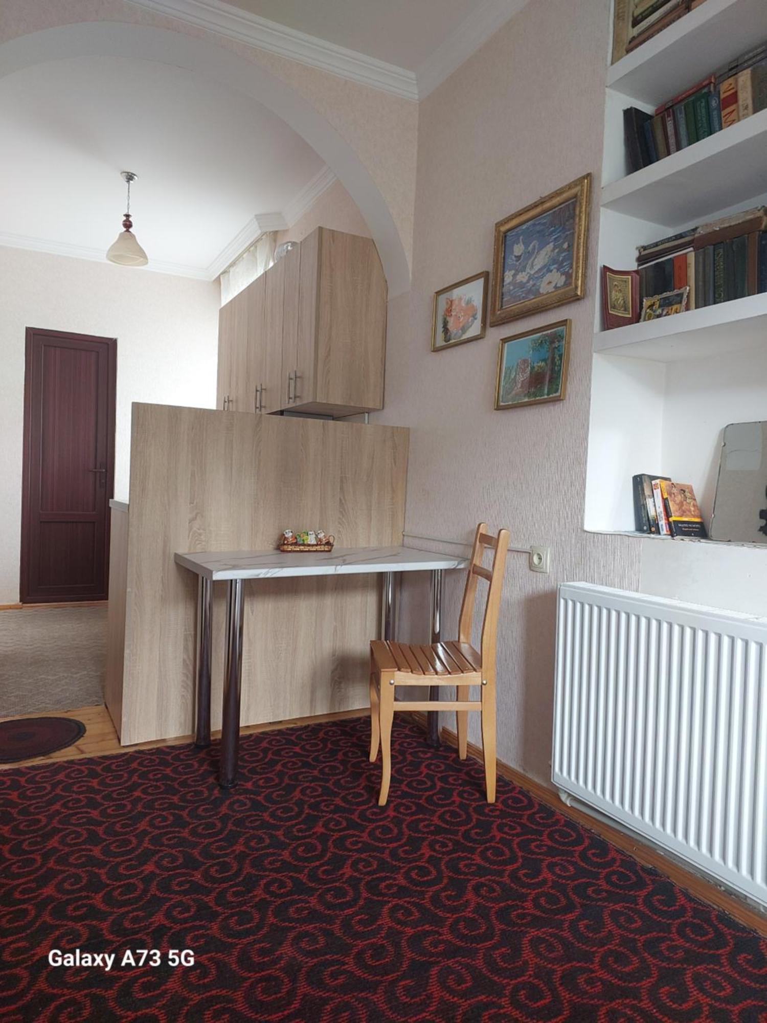 Guest House Lela Rezo Stepantsminda Exterior photo